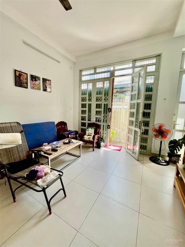 Đoàn văn bơ q4  hẻm 4m xe hơi  hiếm có dt 84.2m2  ngang 5.5mx17m  2 tầng  giá chỉ 7.6 tỷ