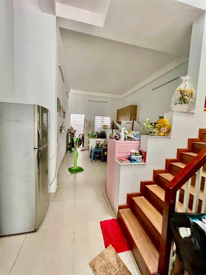 Đoàn văn bơ q4  hẻm 4m xe hơi  hiếm có dt 84.2m2  ngang 5.5mx17m  2 tầng  giá chỉ 7.6 tỷ