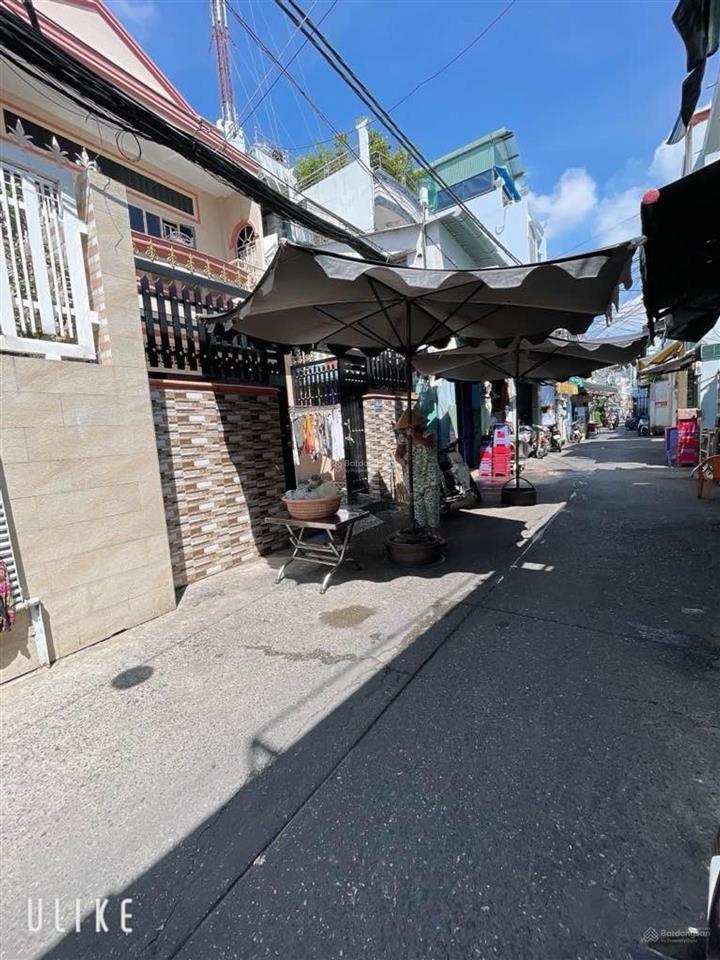 Đoàn văn bơ q4  hẻm 4m xe hơi  hiếm có dt 84.2m2  ngang 5.5mx17m  2 tầng  giá chỉ 7.6 tỷ