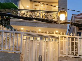 Đoàn văn bơ q4  hẻm 4m xe hơi  hiếm có dt 84.2m2  ngang 5.5mx17m  2 tầng  giá chỉ 7.6 tỷ