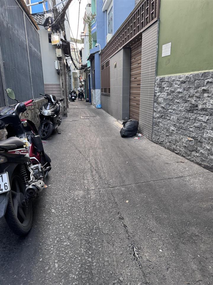 7.9 tỷ  nhà mới 4 tầng  4pn 5wc  hẻm đoàn văn bơ q4  phù hợp gia đình