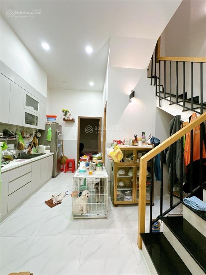 7.9 tỷ  nhà mới 4 tầng  4pn 5wc  hẻm đoàn văn bơ q4  phù hợp gia đình