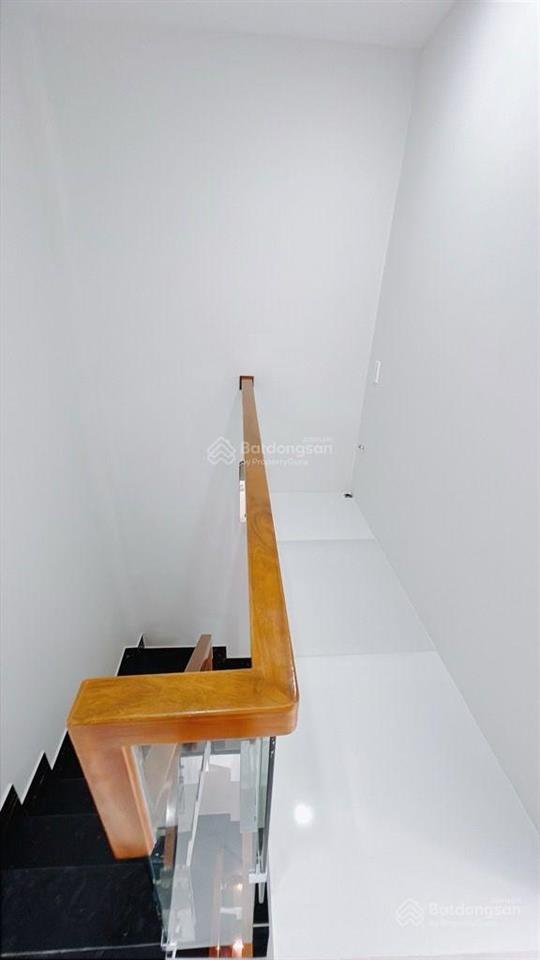 5.5 tỷ  nhà mới 4 tầng  hẻm 4m  khánh hội quận 4  giá dễ tiếp cận