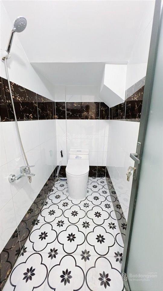 5.5 tỷ  nhà mới 4 tầng  hẻm 4m  khánh hội quận 4  giá dễ tiếp cận