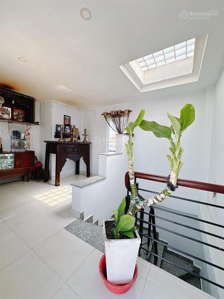 10 tỷ  ngang 7m hiếm  tôn thất thuyết q4  giá đang mềm