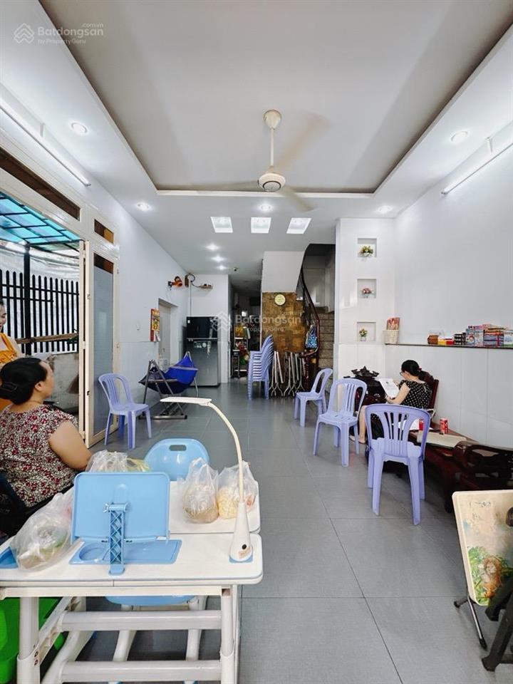 10 tỷ  ngang 7m hiếm  tôn thất thuyết q4  giá đang mềm