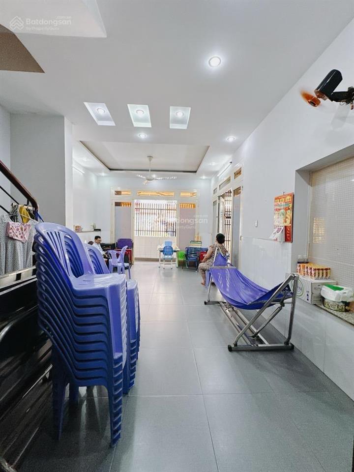 10 tỷ  ngang 7m hiếm  tôn thất thuyết q4  giá đang mềm