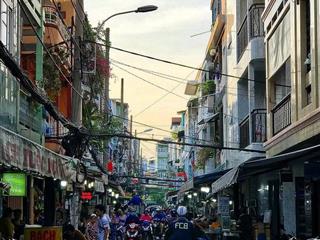 Đường xe hơi  khu ẩm thực 20 thước  nhà 3 tầng  dư địa tăng giá sau hoàn công