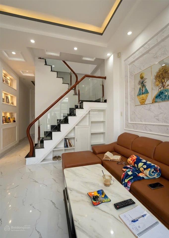 Khánh hội, quận 4 | 65m2 (3.9mx17m) | trệt + 2 lầu, 4pn  4wc | sổ hồng riêng, hoàn công đầy đủ