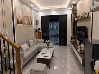 Hoàng diệu, quận 4, 3 tầng, 24m (3,2 x 7,5m), hẻm khu 20 thước