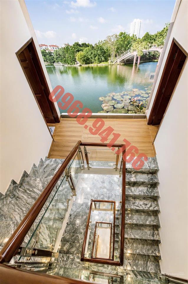13,8 tỷ, khánh hội, quận 4, nhà 5 tầng btct, diện tích 98m2 (5 x 20m), đường xe hơi tận nhà.