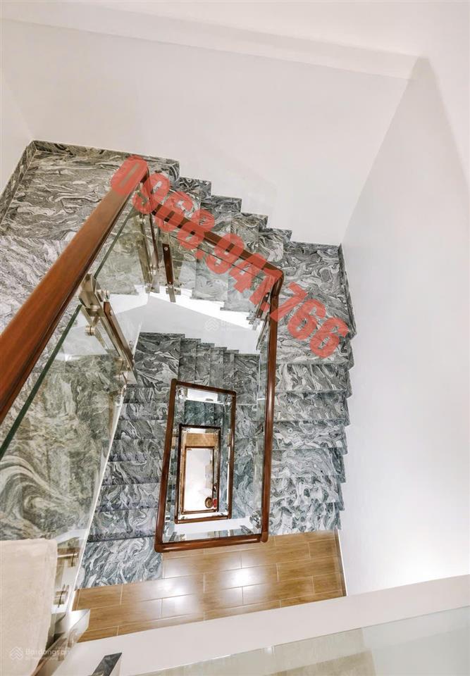 13,8 tỷ, khánh hội, quận 4, nhà 5 tầng btct, diện tích 98m2 (5 x 20m), đường xe hơi tận nhà.