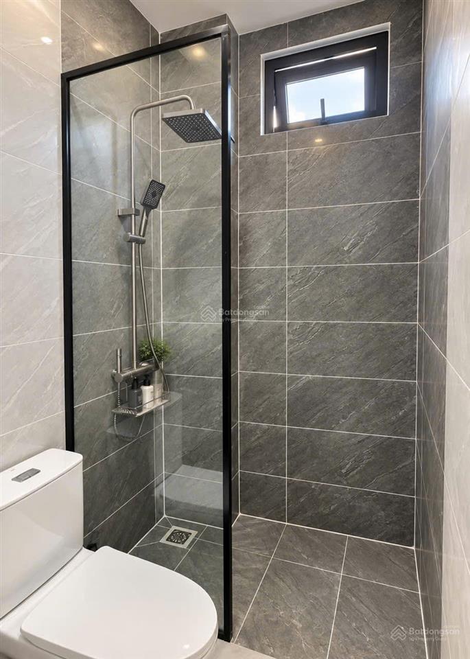 Nhà mới, nhà 8,9 tỷ, khánh hội, quận 4, 3 tầng, 40m2 (3 x 12m), hẻm 6  10m
