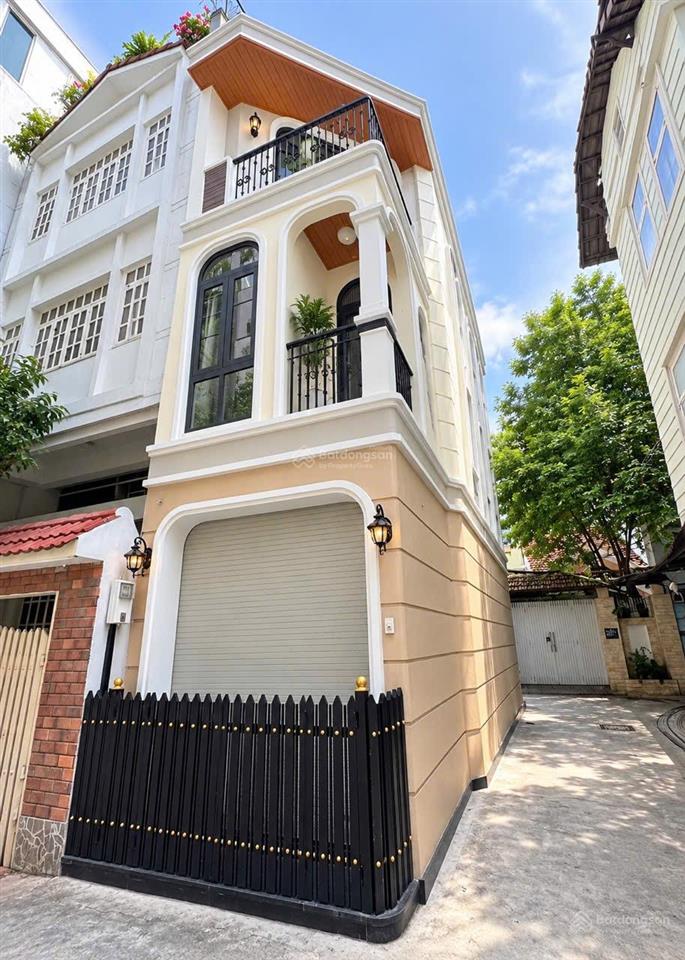 Nhà mới, nhà 8,9 tỷ, khánh hội, quận 4, 3 tầng, 40m2 (3 x 12m), hẻm 6  10m