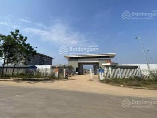 Chính chủ bán lô đất metro hòa lạc giá cắt lỗ.  0969 379 ***