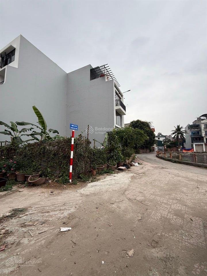 Bán nhà cự khối  lô góc  view hồ  ngõ vf3 thông  an sinh đỉnh  6 tầng thang máy  nhỉnh 9 tỷ