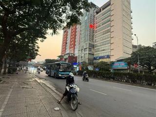 Hiếm! bán đất nguyễn văn cừ  khu vip bồ đề  gần phố  ngõ ôtô thông  giá đầu tư  nhỉnh 22 tỷ