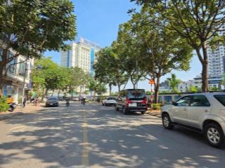 Bán đất ái mộ  trung tâm bồ đề  ko quy hoạch  ngõ thông ôtô tránh  kinh doanh  nhỉnh 18 tỷ