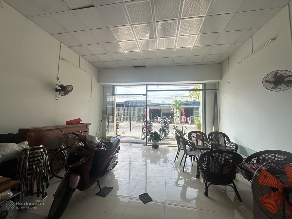 Mặt bằng 6m x 20mđang kdphạm thị giâythcs nguyễn thị nuôitô ký