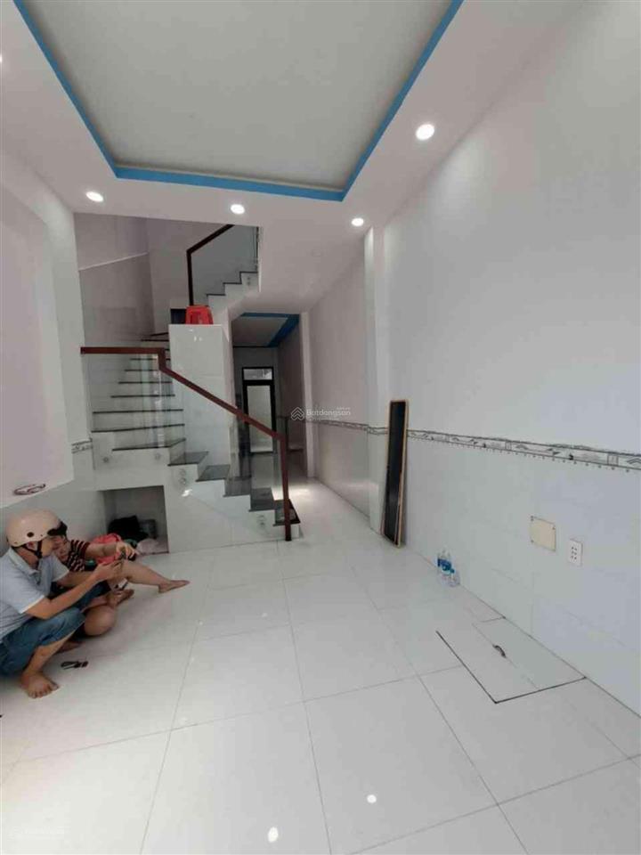Bán nhà 4m x12m mặt tiền đường song hành mỹ hòa bà điểm2,9 tỷ