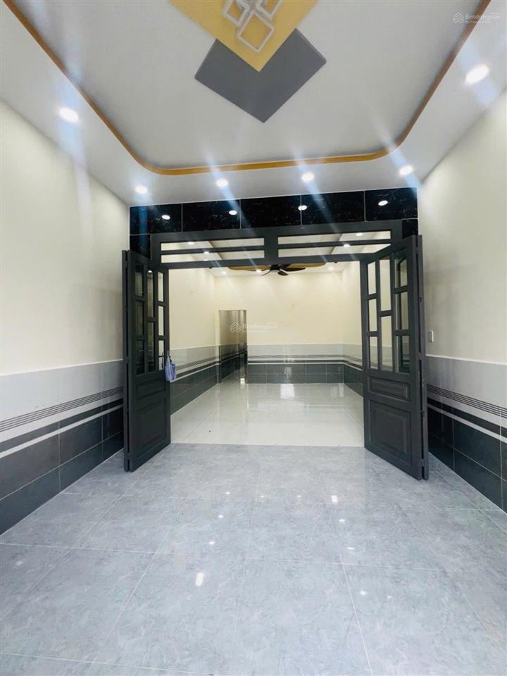 Bán nhà 6m x 16m, mt lý thường kiệt hóc môn  3,9 tỷ