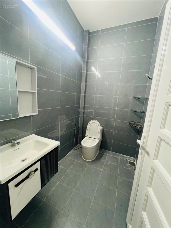 Bán nhà 6m x 16m, mt lý thường kiệt hóc môn  3,9 tỷ