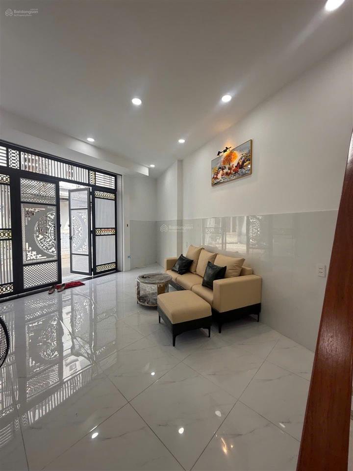 Bán nhà 4mx13m 3 tầng huỳnh thị hai  4,59 tỷ