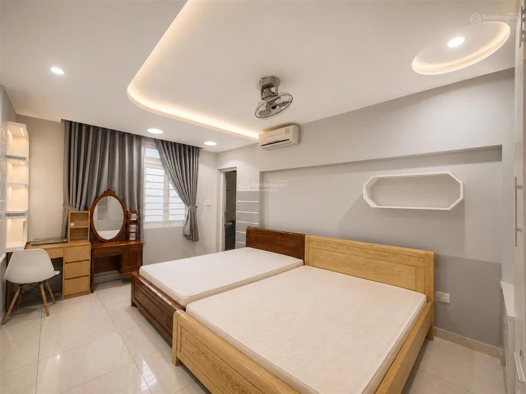 Cần bán nhà trương thị hoa 4,5m x 15m 4 tầng  4,9 tỷ