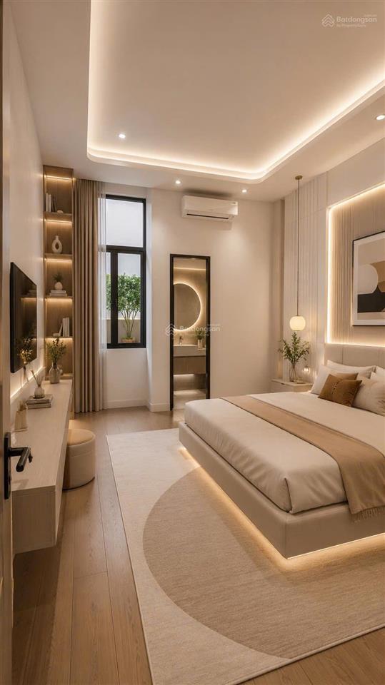 Bán nhà 4mx20m, 5 tầng hxh cách trần thị năm 50m  5,49 tỷ