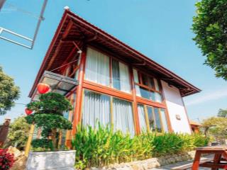 Villa nghỉ dưỡng view sông cánh đồng, một không gian sống đậm chất resort ngay sát hiên