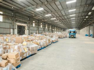 Cho thuê kho xưởng 10.000m²  có thể chia nhỏ  xe container ra vào 24/7