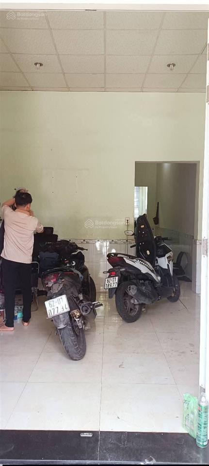 Nhà hẻm nhựa thông huỳnh thị hai dt 4x20m đúc lững rộng