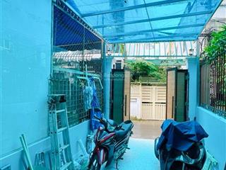 Siêu mẫu chân dài 30m  hẻm ô tô thông  ngay công viên phú nhuận