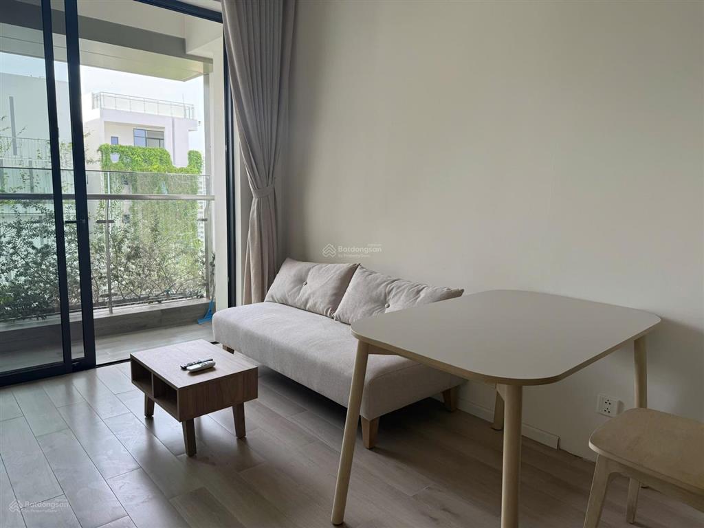 2pn lumiere boulevard  full nội thất, nhà trống vào ở ngay, chỉ 3,5 tỷ bao thuế phí