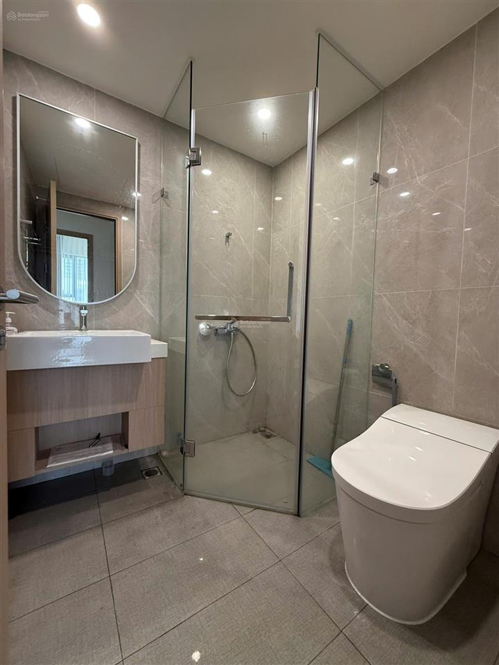 2pn lumiere boulevard  full nội thất, nhà trống vào ở ngay, chỉ 3,5 tỷ bao thuế phí