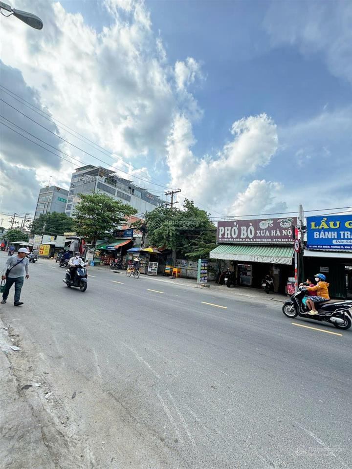 395 tỷ / mặt tiền ung văn khiêm / ngang 35m  dài 60m  cho thuê 120tr/th cpxd  3 hầm 30 tầng