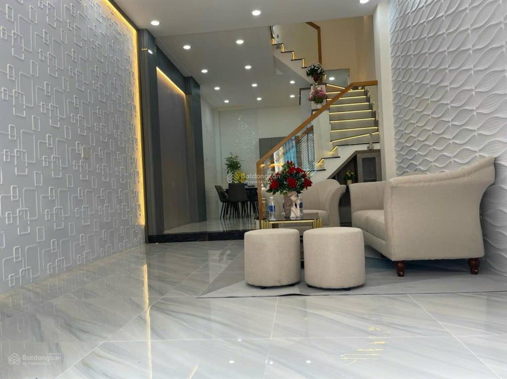 Bán nhà riêng chính chủ tại gò vấp,diện tích sử dụng 5.93m2,diện tích công nhận 42m2,hẻm xe hơi.