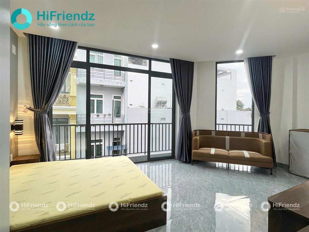 Thuận tiện sân bay, ban công thoáng, nội thất cao cấp