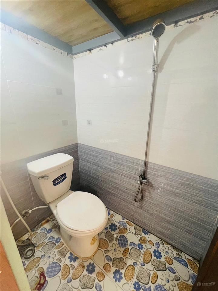 5 đường số 6  p. an hội đông
p.106 giá 2.900.000
trống sẵn  điện 3.8k
 nước 100k/ng
 má