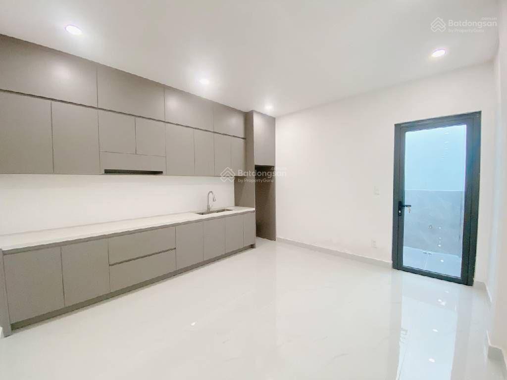 Bán nhà tặng full nội thất hẻm thông, nguyễn thị tú bình tân