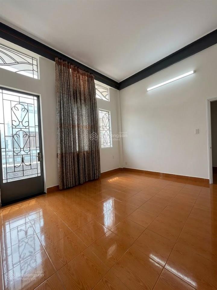 64m2, 4x16m, 3 tầng sân thượng, mặt tiền kdc bông sao  bùi minh trực, nhỉnh 8 tỷ