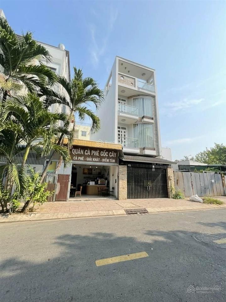 Cho thuê nhà nguyên căn 5 tầng 100m2 ngang 5m. mặt tiền khu thương mại tạ quang bửu
