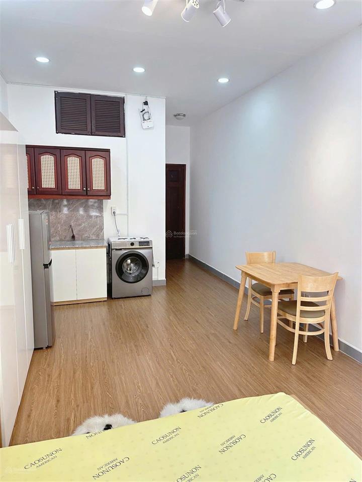 Căn hộ ban công máy giặt riêng 35m2 ung văn khiêm bình thạnh gần nguyễn gia trí hàng xanh q1 q2