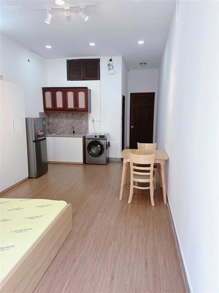Căn hộ ban công máy giặt riêng 35m2 ung văn khiêm bình thạnh gần nguyễn gia trí hàng xanh q1 q2