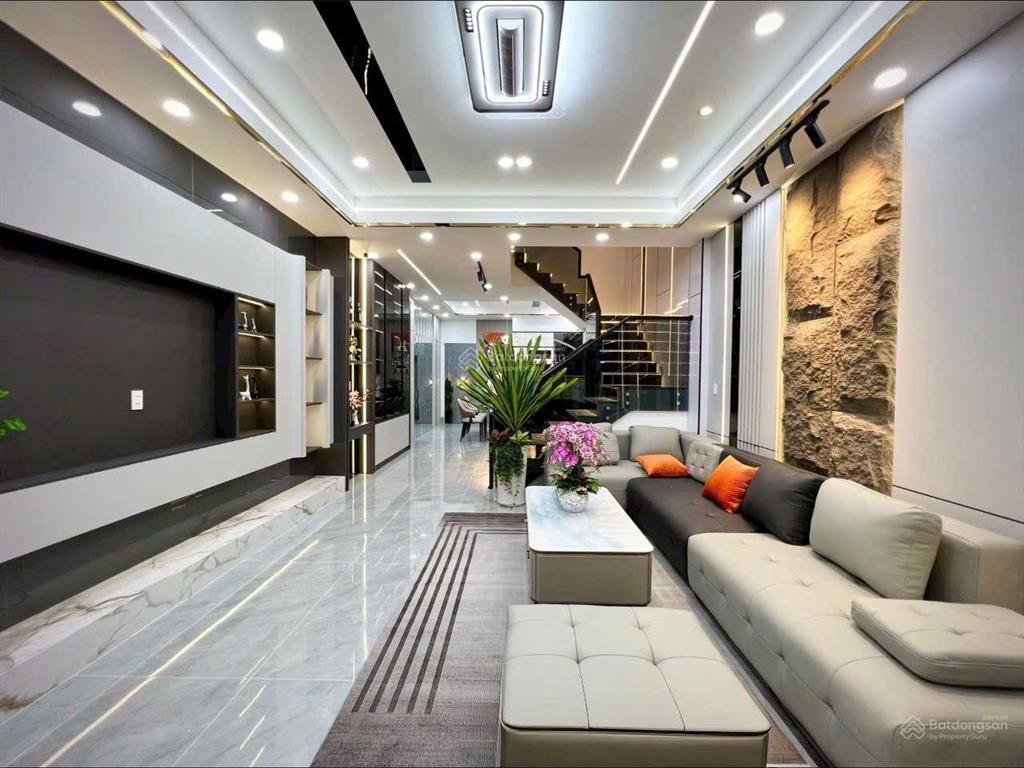 Nhà mtkd 1 trệt 2 lầu tại phú hòa, thành phố thủ dầu một