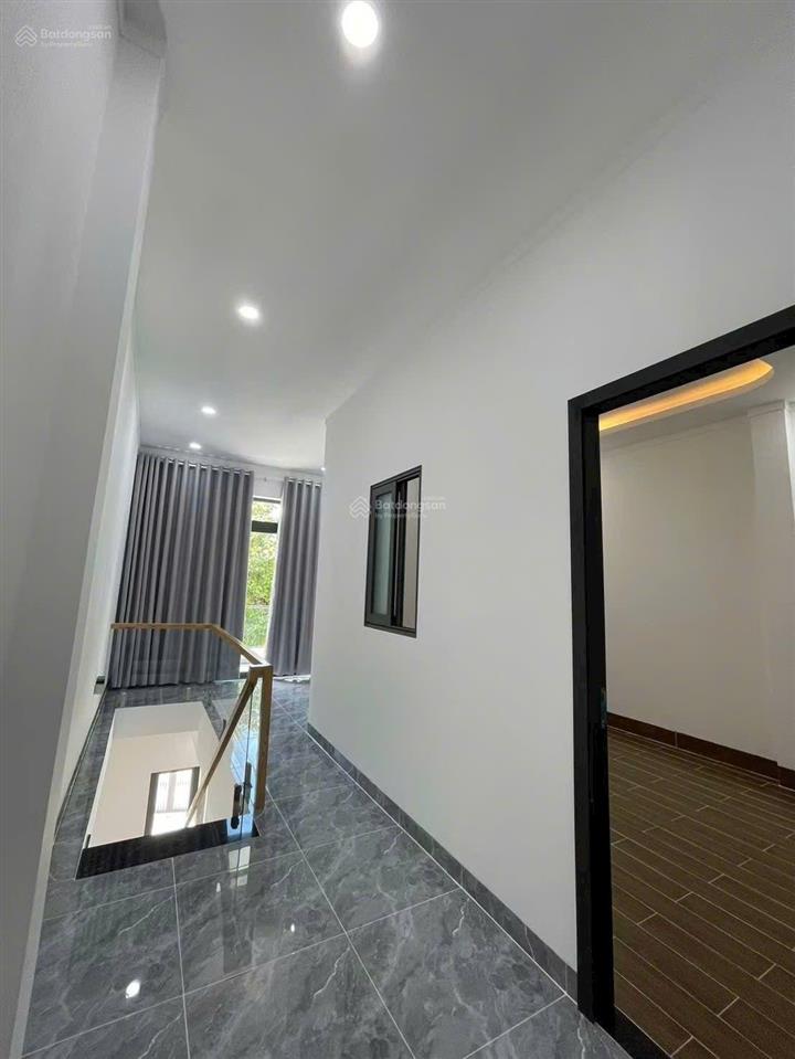Bán nhà gần trường cấp 2 phú mỹ thủ dầu một