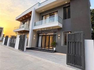 Bán nhà mới xây phú mỹ nhánh dx 013 cách 20m