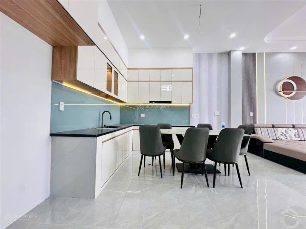 Nhà 1 trệt 2 lầu kdc phú hòa 2 mới xây