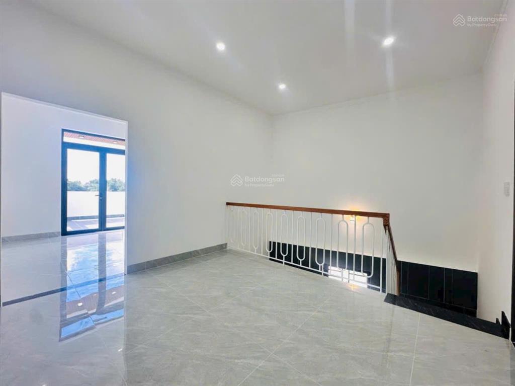 Nhà 1 trệt 2 lầu kdc phú hòa 2 mới xây
