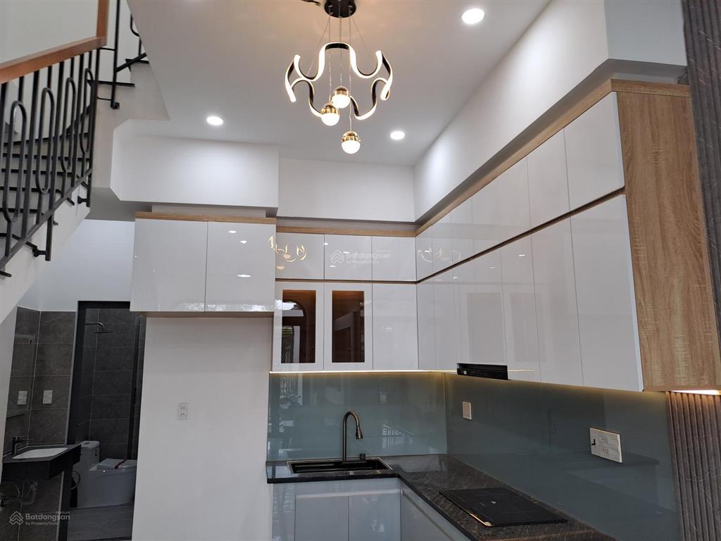 Bán nhà khu 8 phú hòa nhánh hẻm 385 đường lê hồng phong